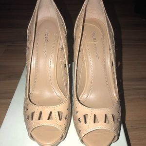 BCBG Landee shoe